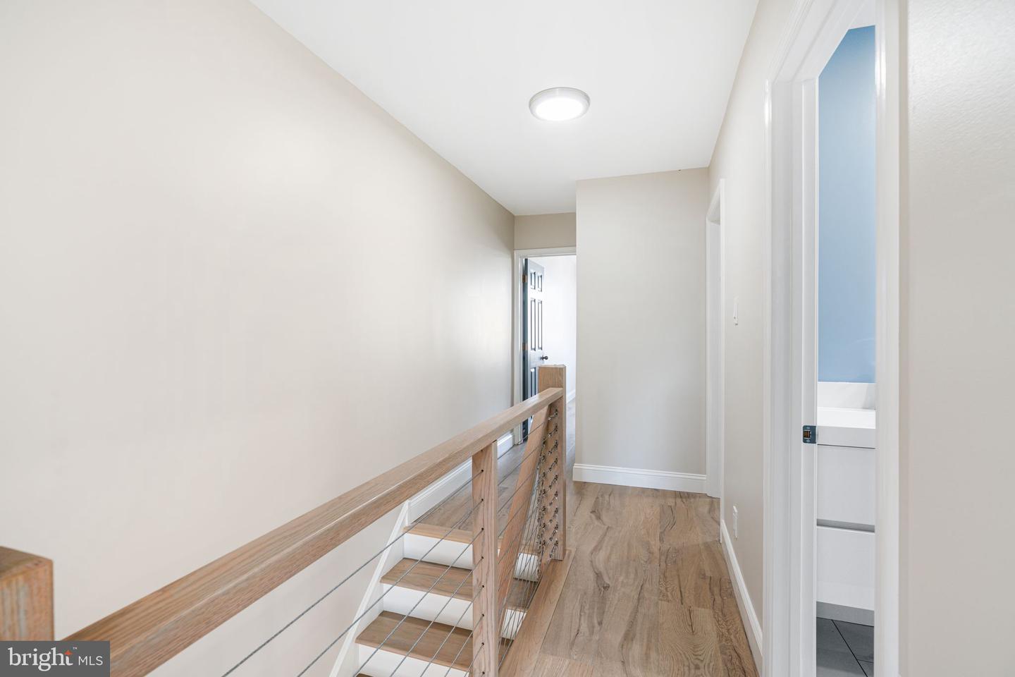 7705 Pickering Ave Property Photo 12