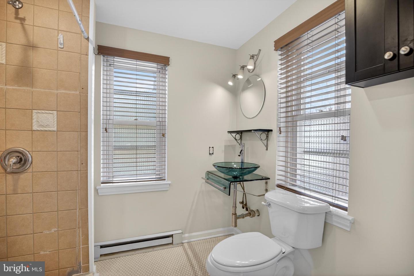 928 Annin St Property Photo 10