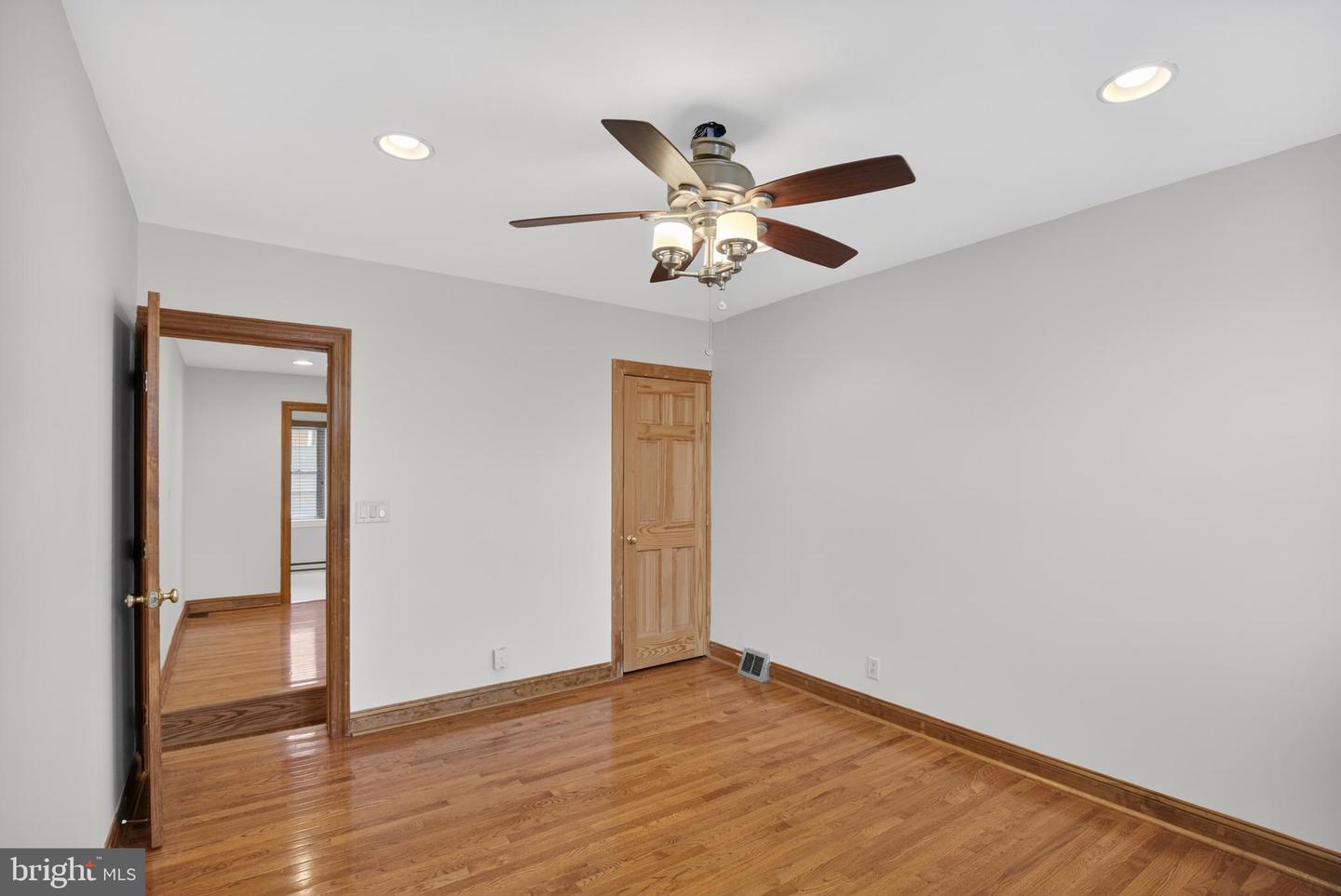 928 Annin St Property Photo 14