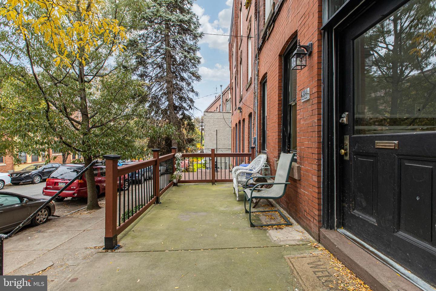 4314 Pine St Property Photo 5