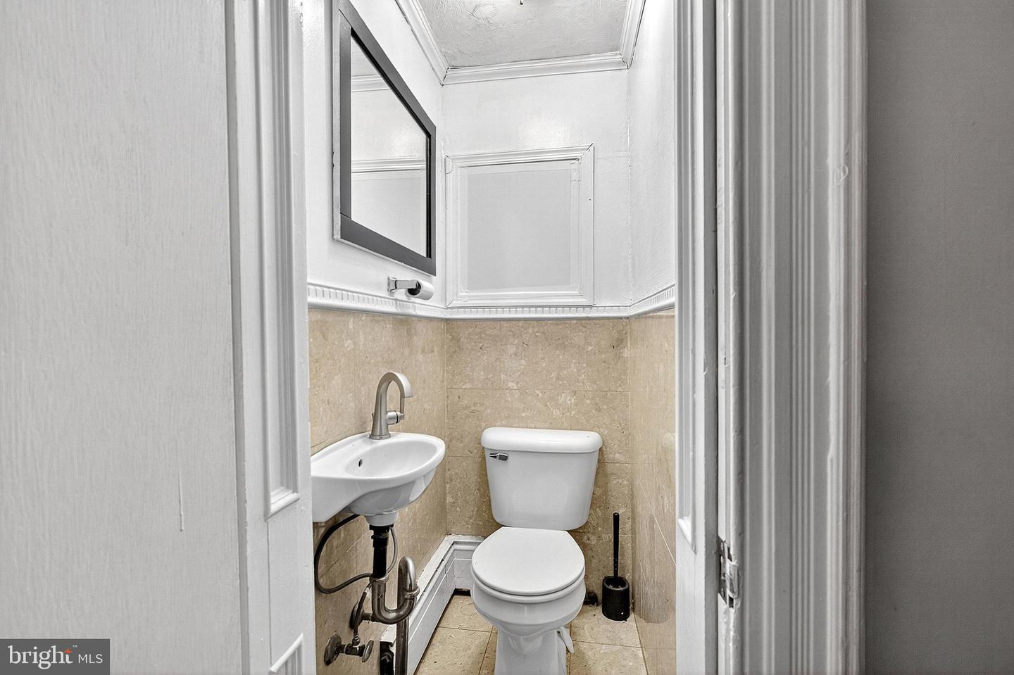 4314 Pine St Property Photo 11