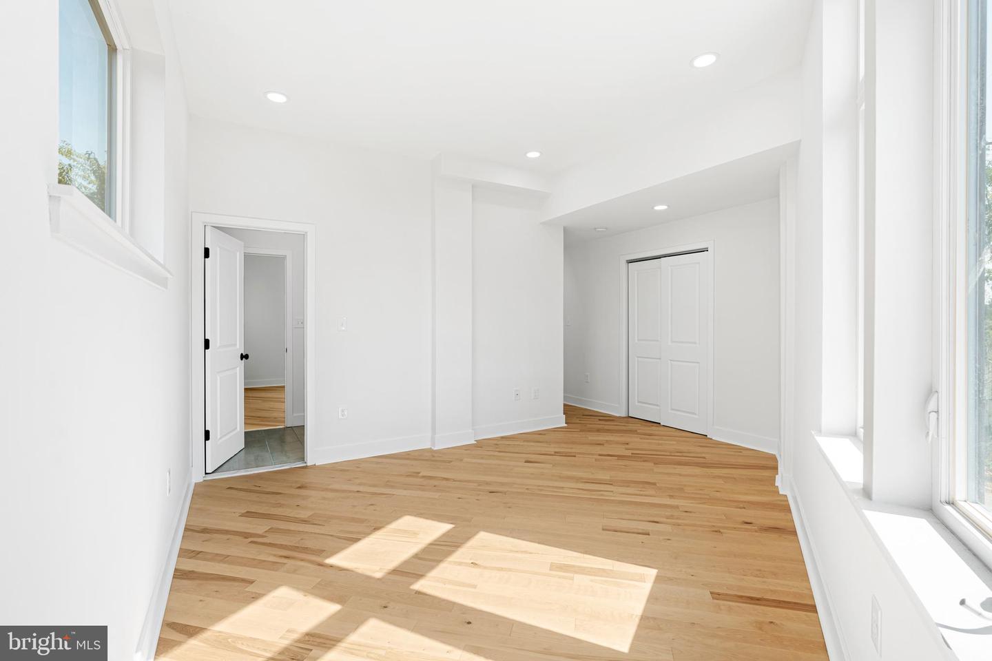 1021 S Saint Bernard St Property Photo 15