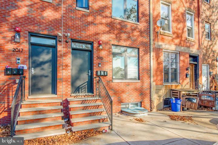 2017 N College Ave Property Photo 18