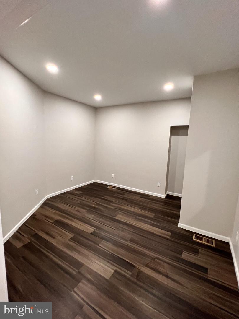 4810-12 N Broad St #a Property Photo 7