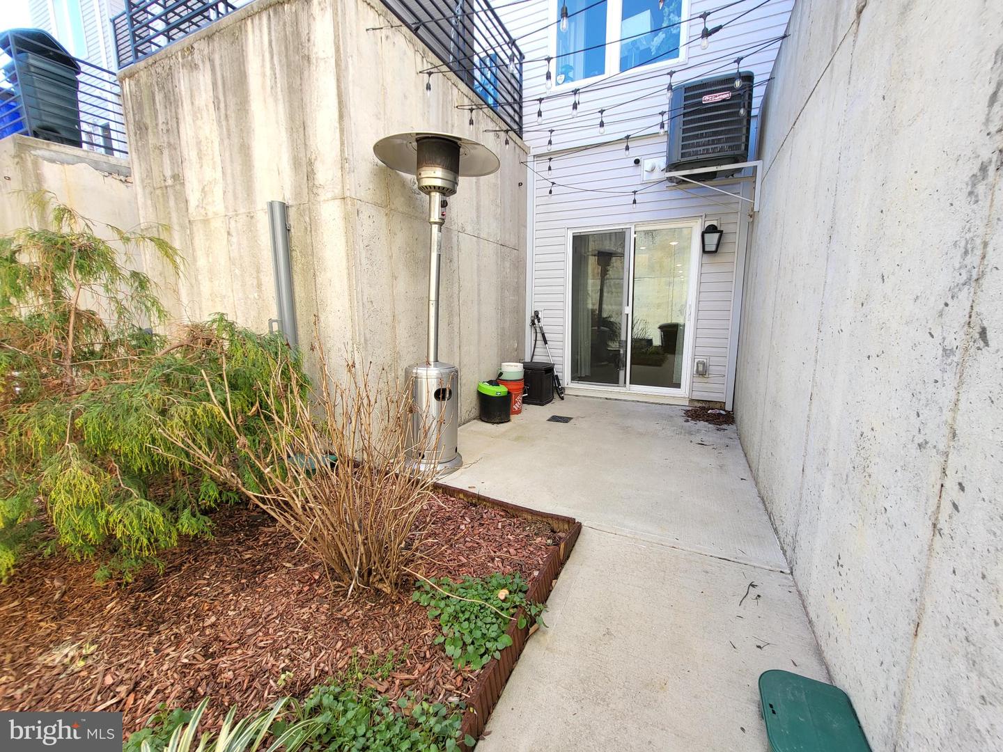 1843 N 6th St #9 Property Photo 3
