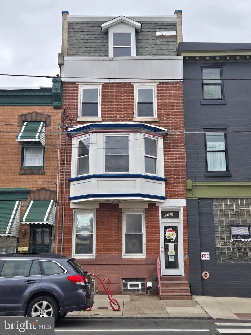 2303 Frankford Ave Property Photo 1