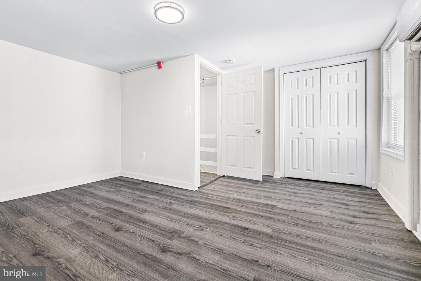 178 W Master St Property Photo 15