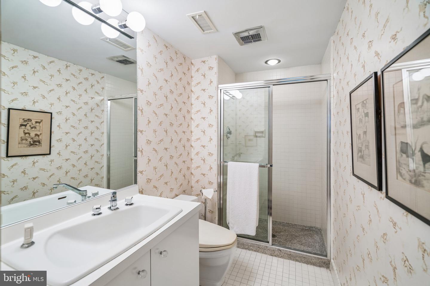 1811 Delancey Pl Property Photo 31