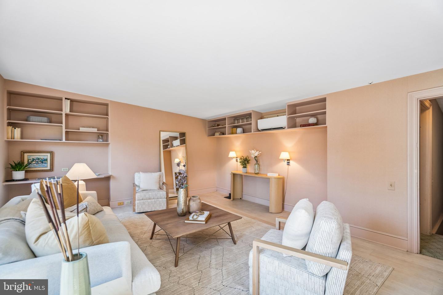 1811 Delancey Pl Property Photo 41