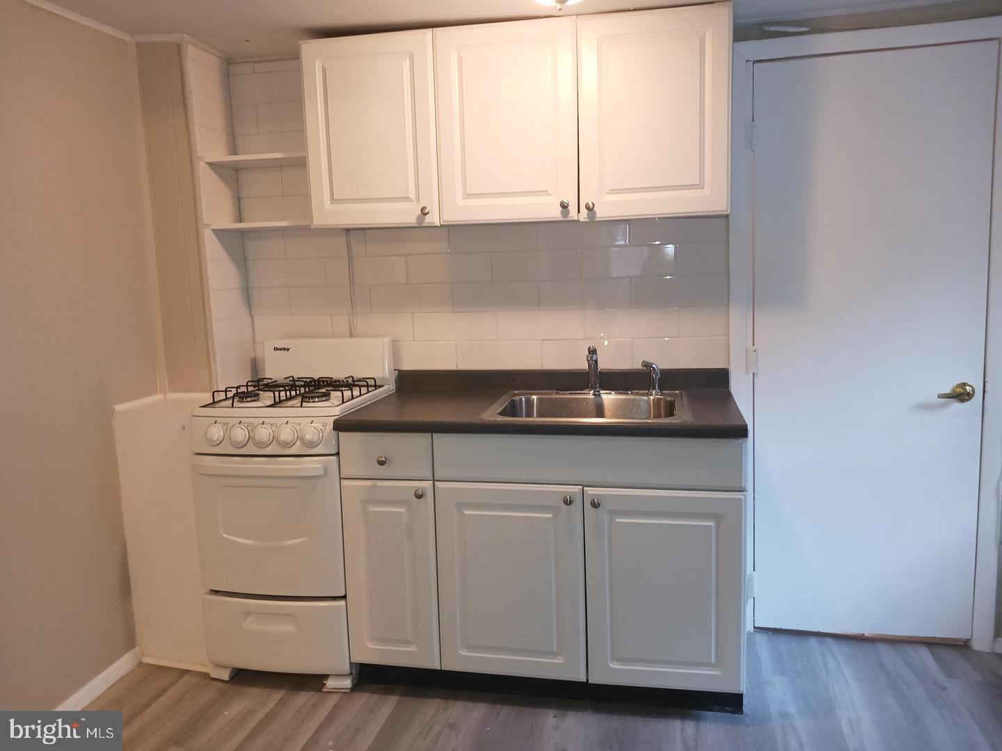 920 E Passyunk Ave Property Photo 19