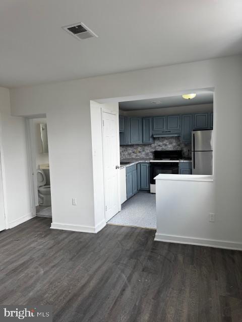 1001 Cantrell St Property Photo 3