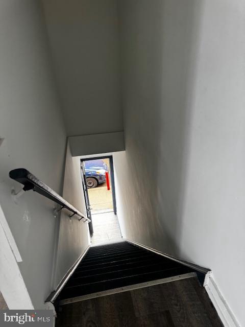 1001 Cantrell St Property Photo 5