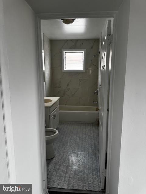 1001 Cantrell St Property Photo 6
