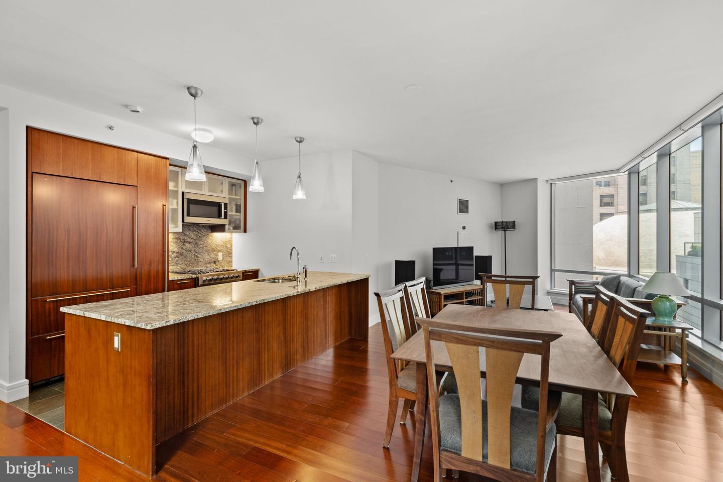 1414 S Penn Sq #10a Property Photo 2