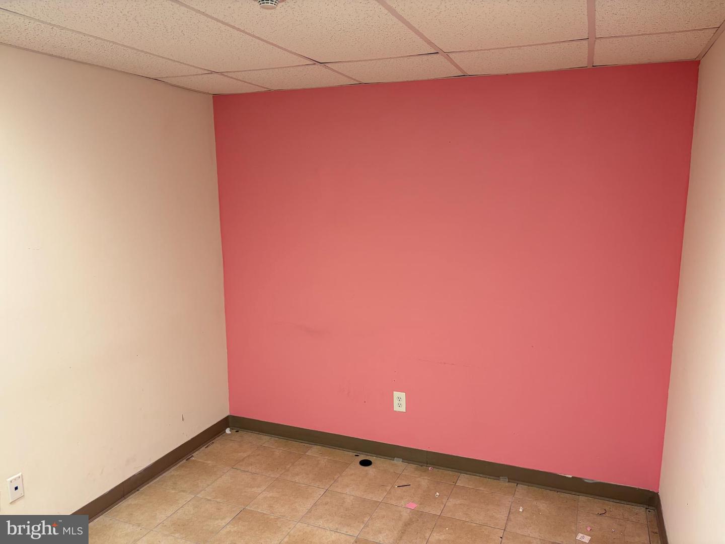 3222 W Cheltenham Ave #b2 Property Photo 10