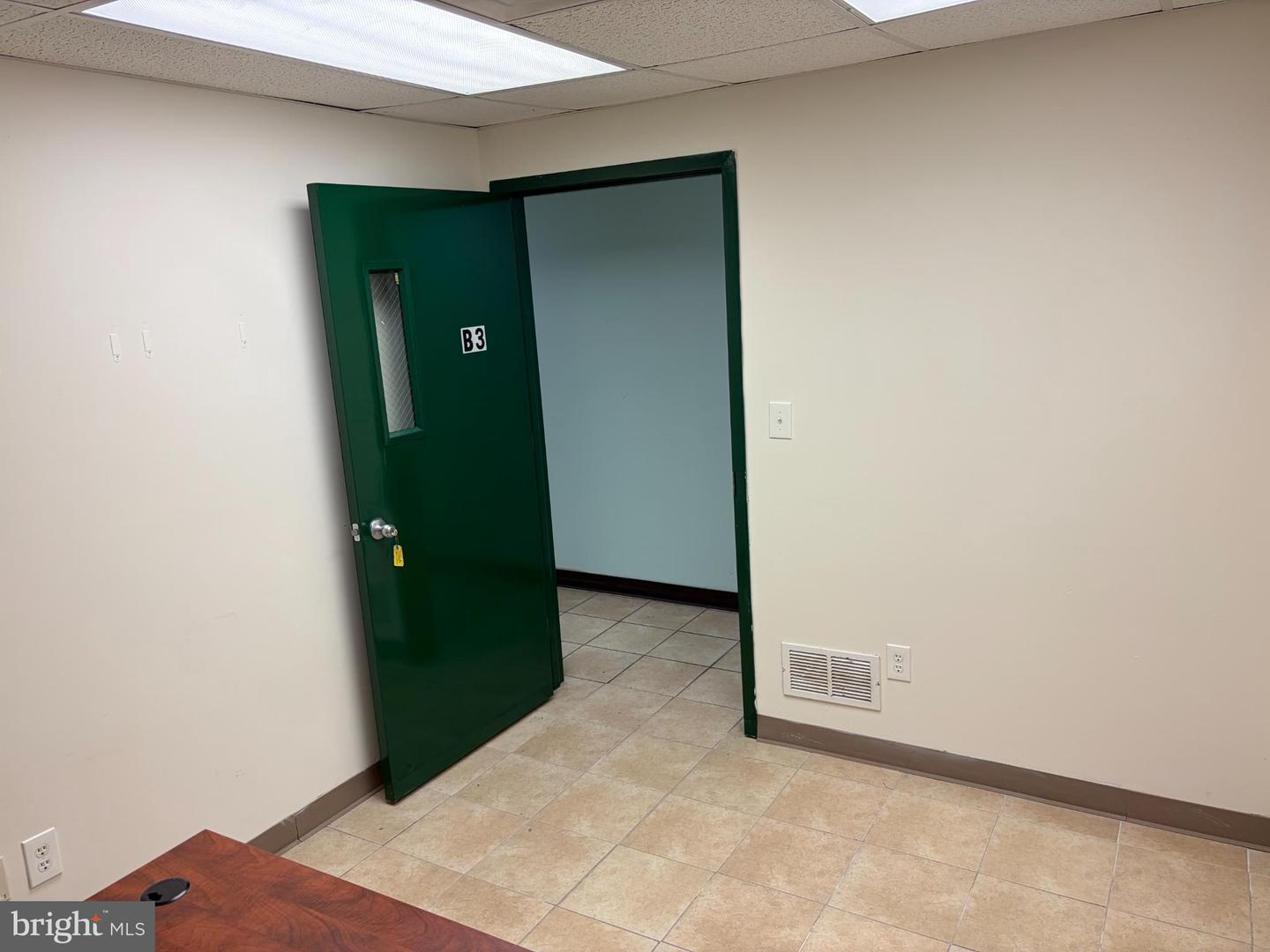 3222 W Cheltenham Ave #b2 Property Photo 13
