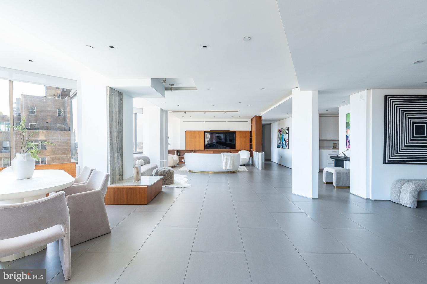 210 W Rittenhouse Sq #2106-2107 Property Photo 8