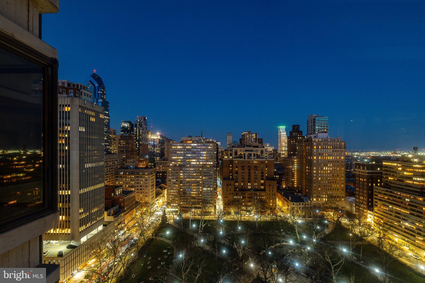 210 W Rittenhouse Sq #2106-2107 Property Photo 27
