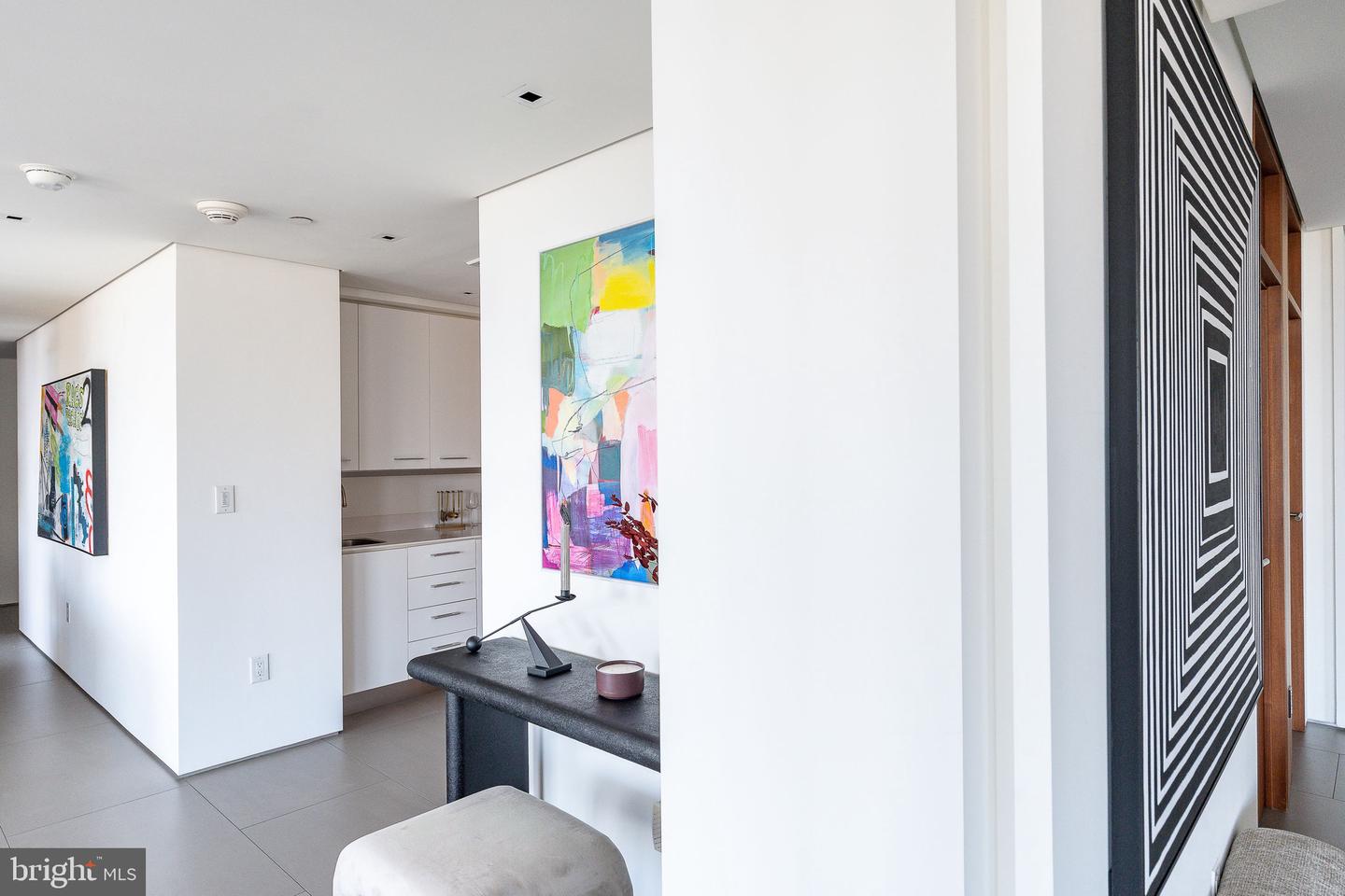 210 W Rittenhouse Sq #2106-2107 Property Photo 29