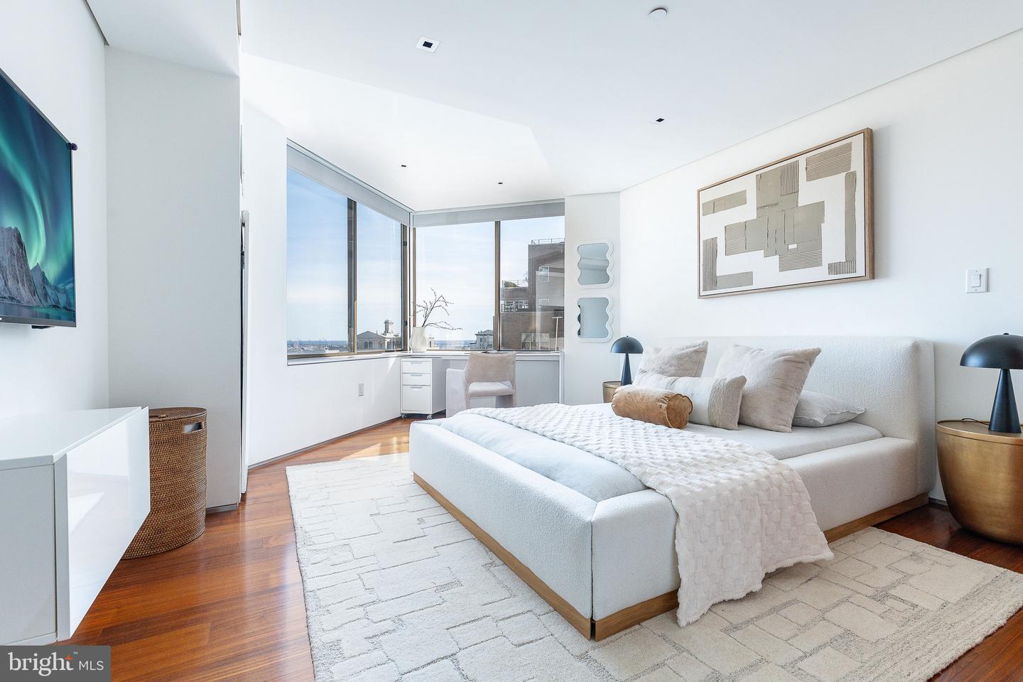 210 W Rittenhouse Sq #2106-2107 Property Photo 32