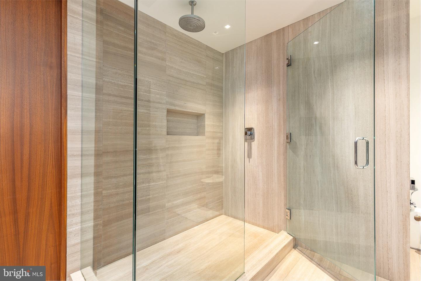 210 W Rittenhouse Sq #2106-2107 Property Photo 49