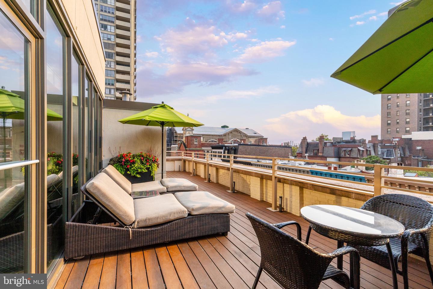 210 W Rittenhouse Sq #2106-2107 Property Photo 57