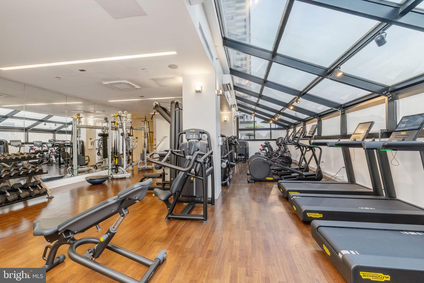 210 W Rittenhouse Sq #2106-2107 Property Photo 60