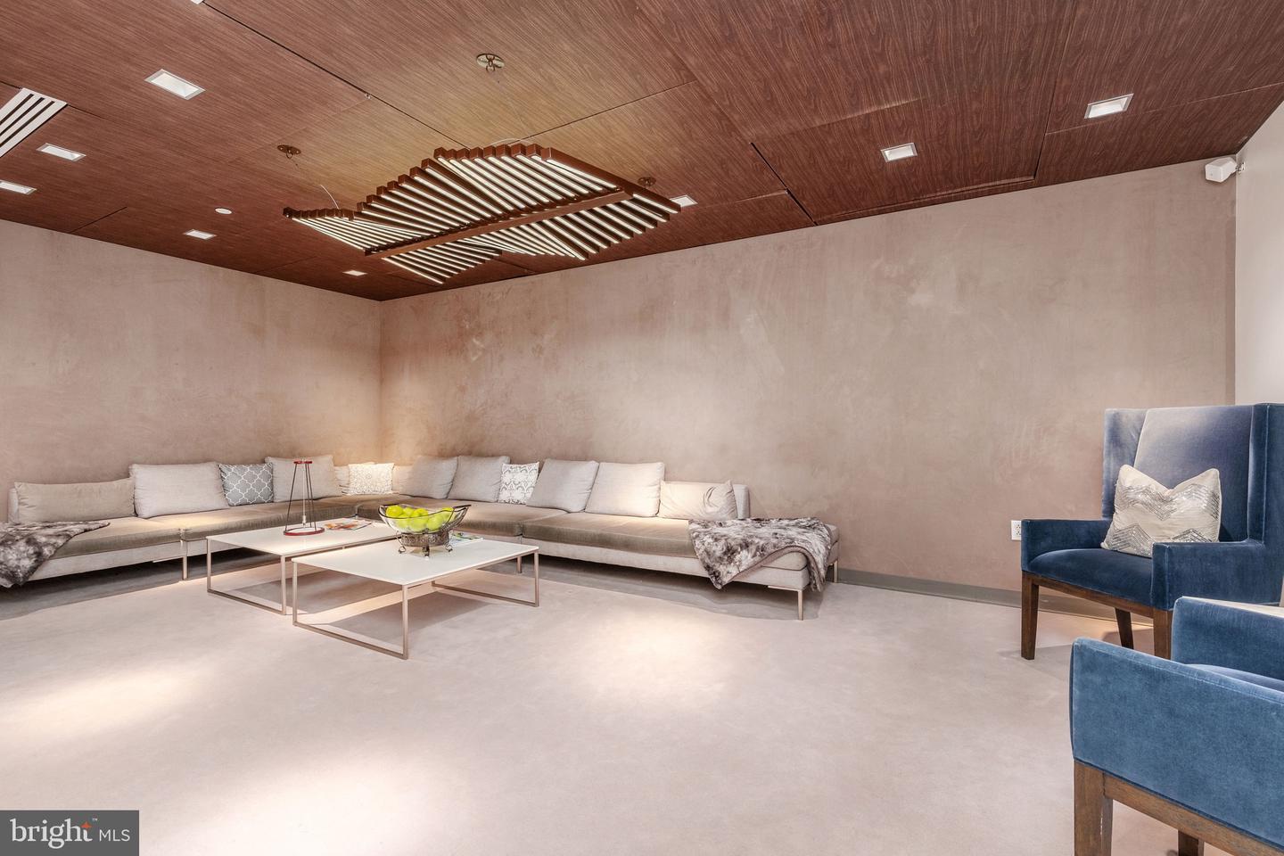 210 W Rittenhouse Sq #2106-2107 Property Photo 67