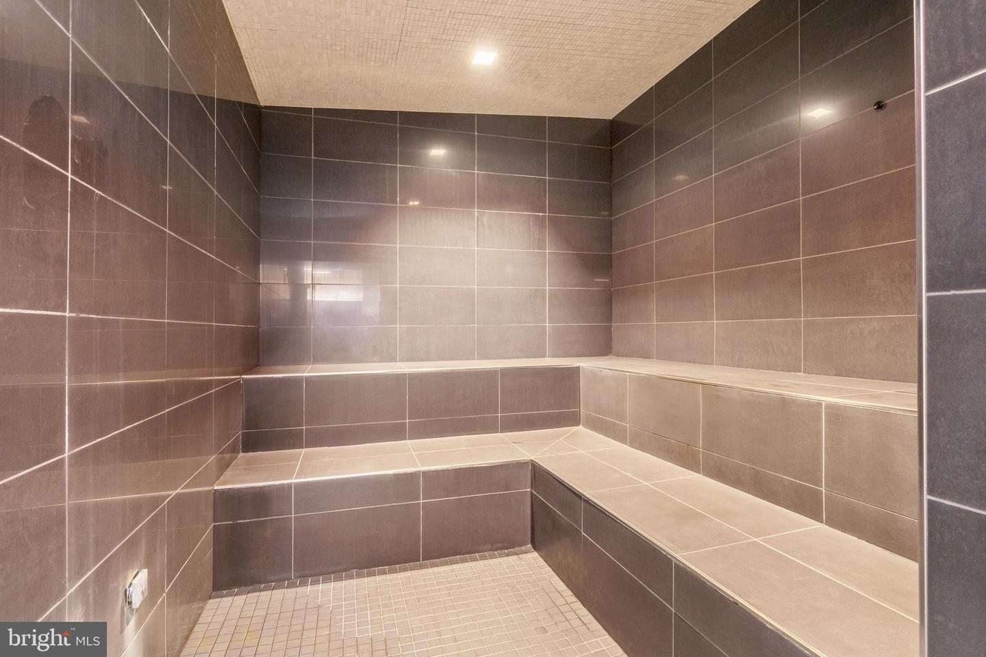 210 W Rittenhouse Sq #2106-2107 Property Photo 70