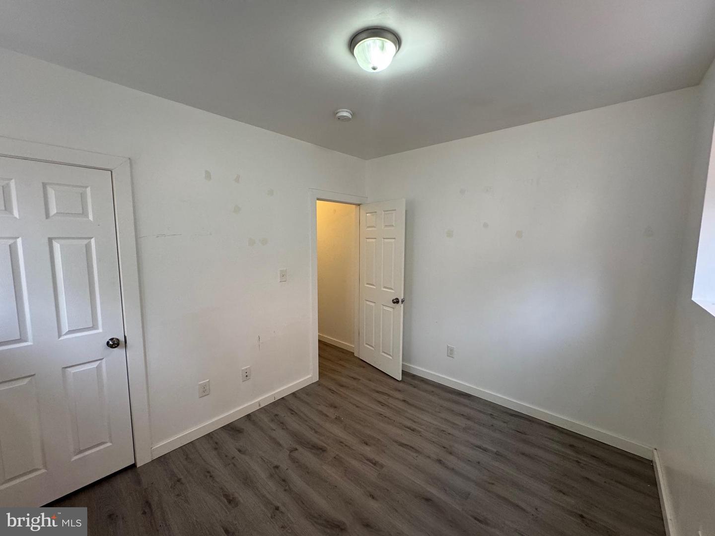 1735 Mckean St Property Photo 7