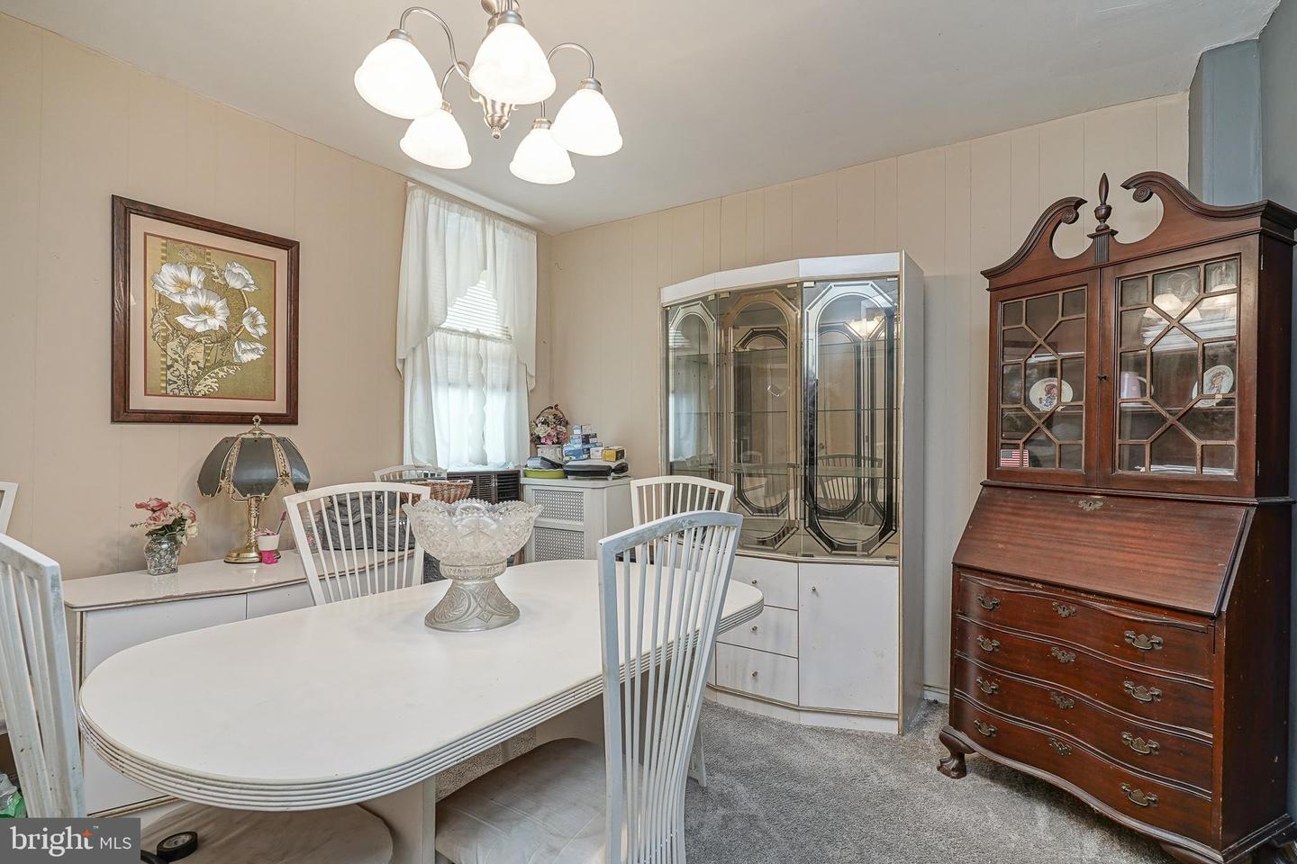 7238 Ditman St Property Photo 6