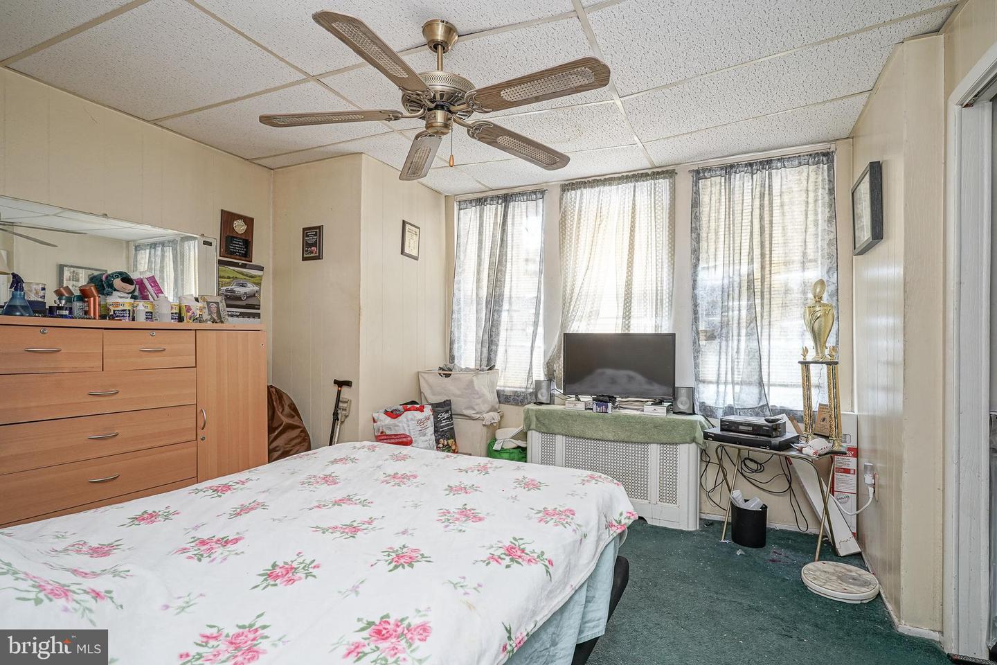 7238 Ditman St Property Photo 9