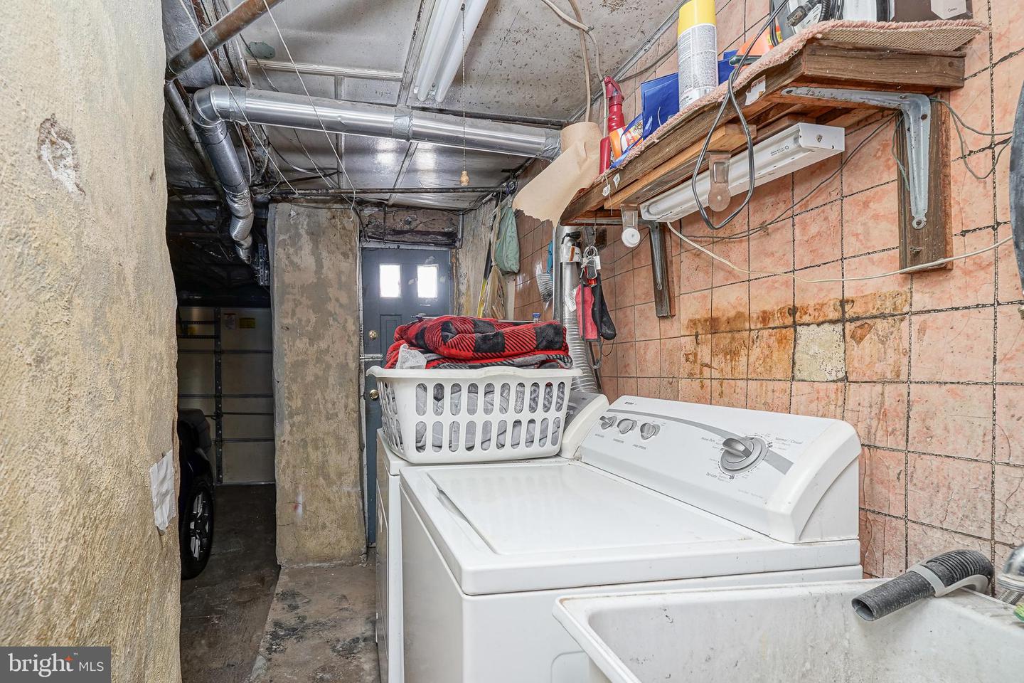 7238 Ditman St Property Photo 17