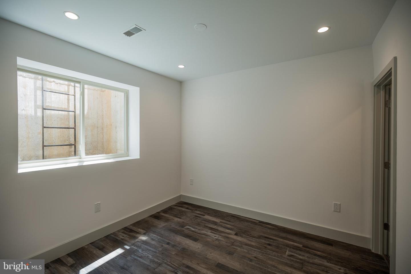3716 Haverford Ave #2r Property Photo 8