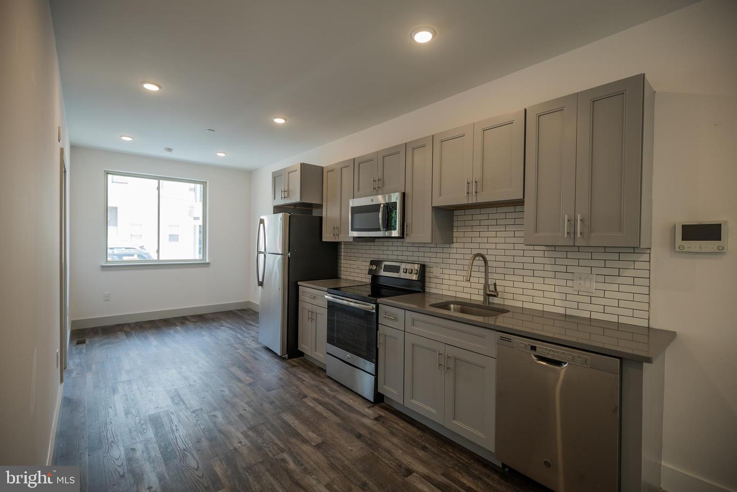 3716 Haverford Ave #3f Property Photo 2