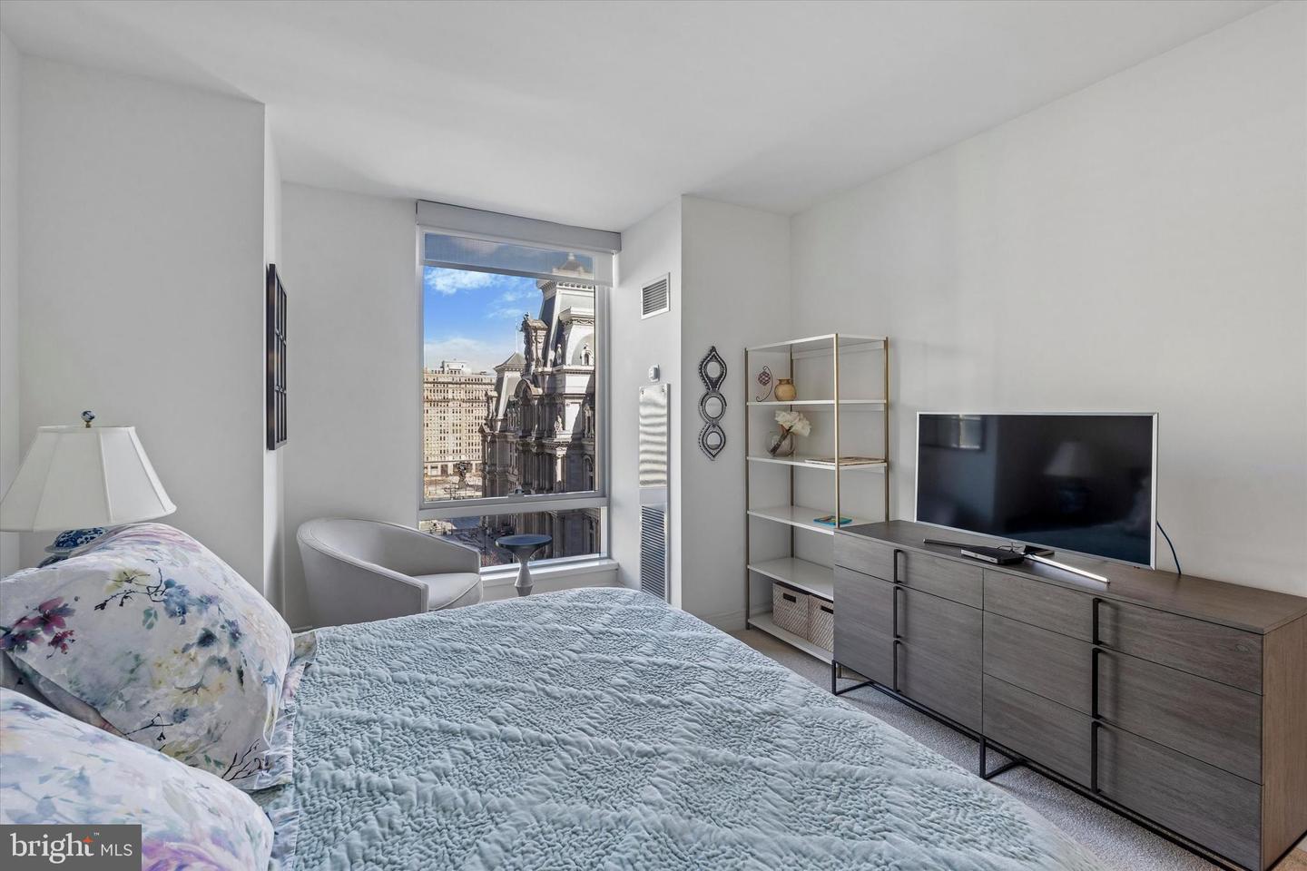 1414 S Penn Sq #10c Property Photo 11