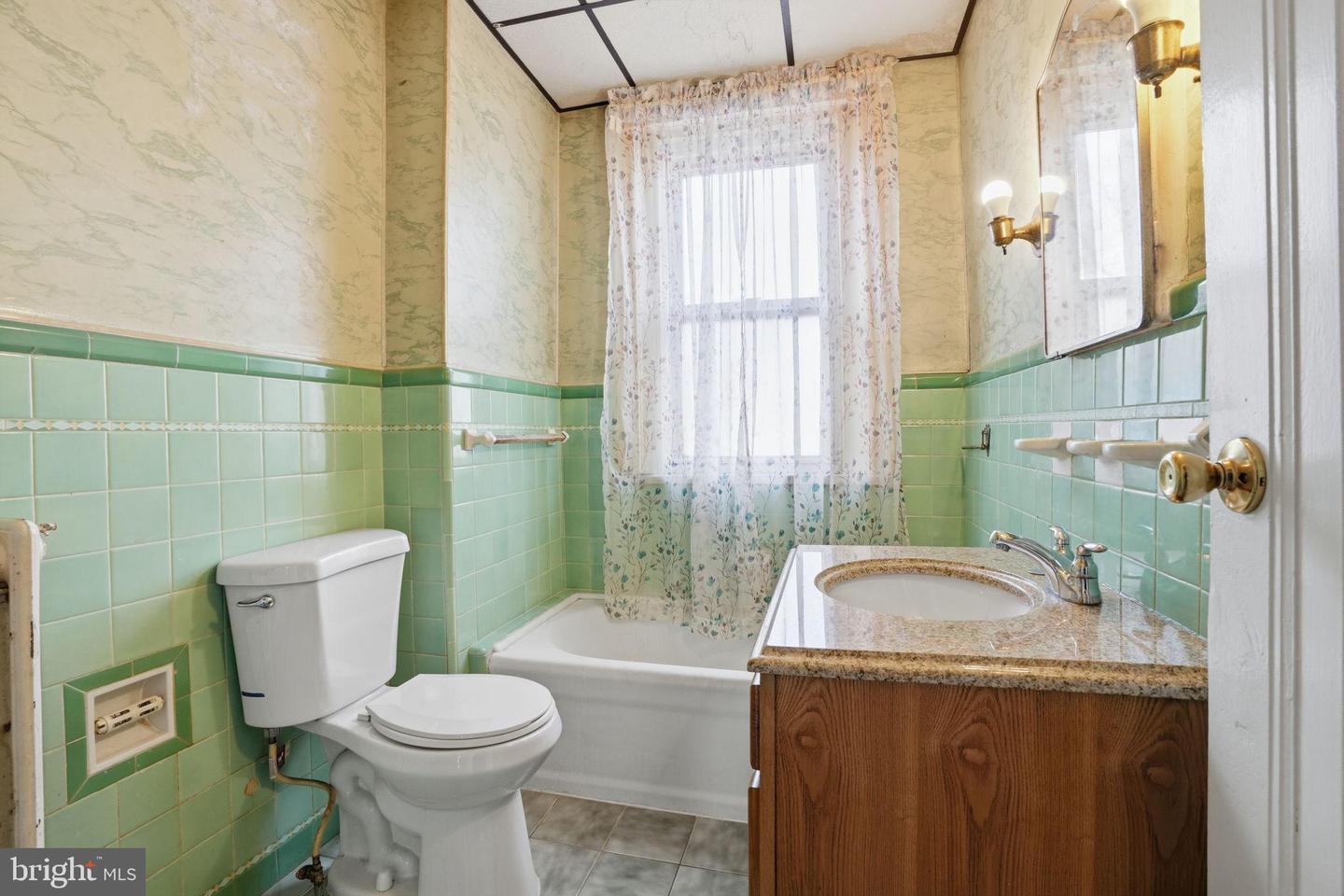 4418 Devereaux St Property Photo 21