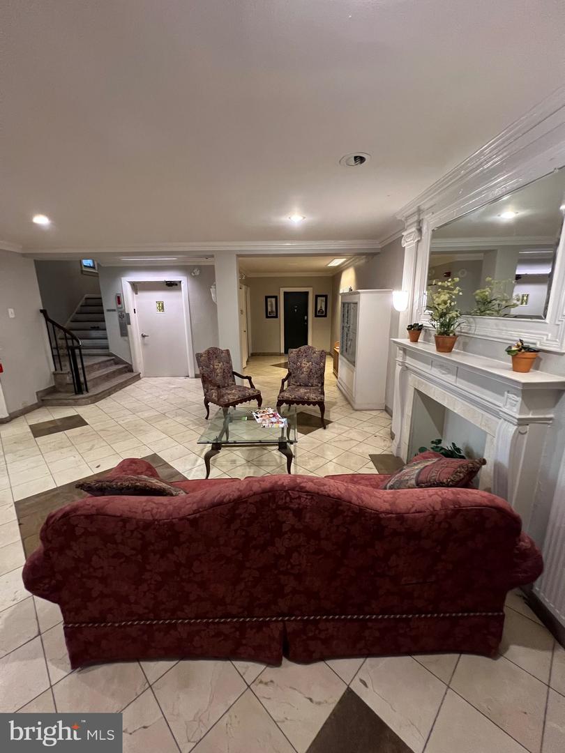 4643 Pine St #c411 Property Photo 13