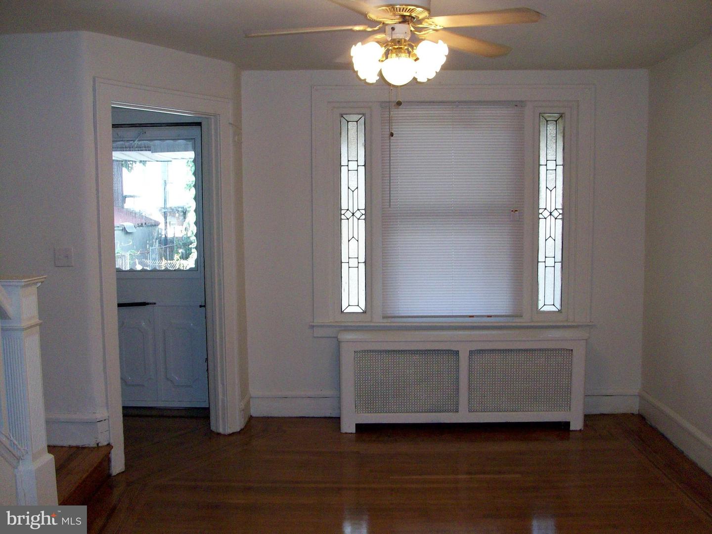 4304 Reno St Property Photo 5