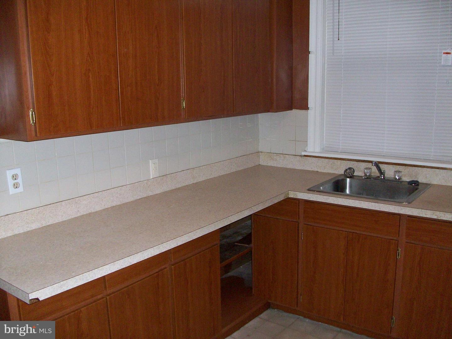 4304 Reno St Property Photo 12