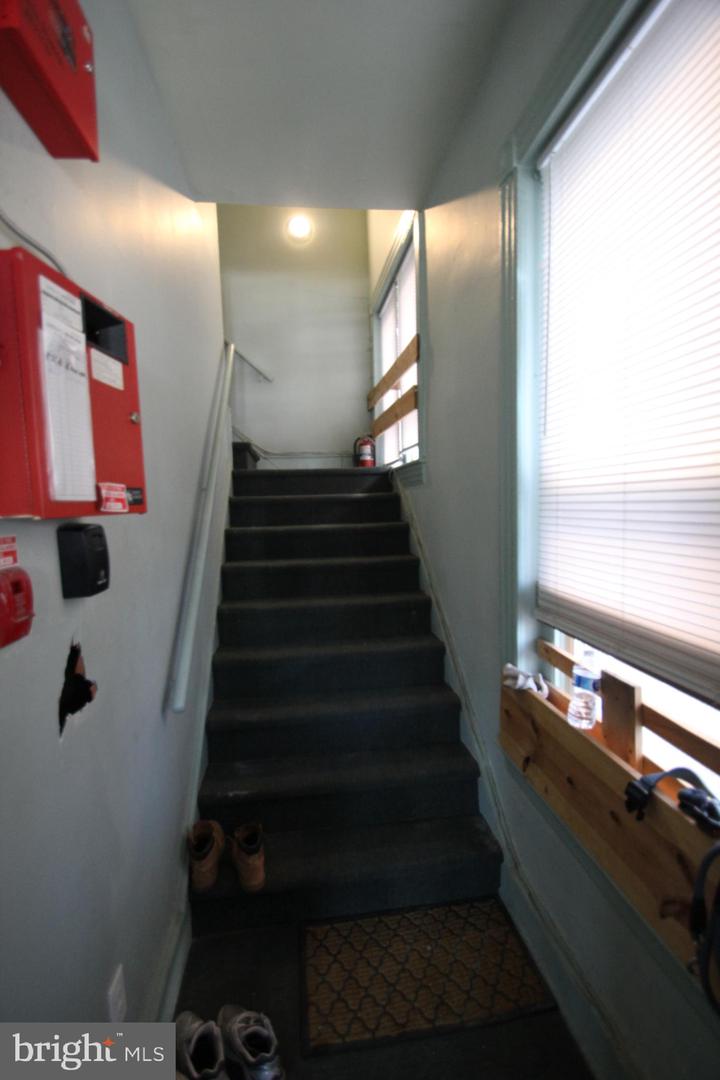 846 Wynnewood Rd Property Photo 4