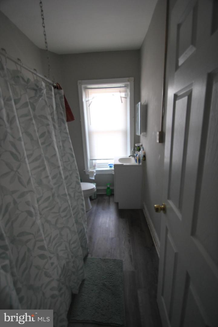 846 Wynnewood Rd Property Photo 6