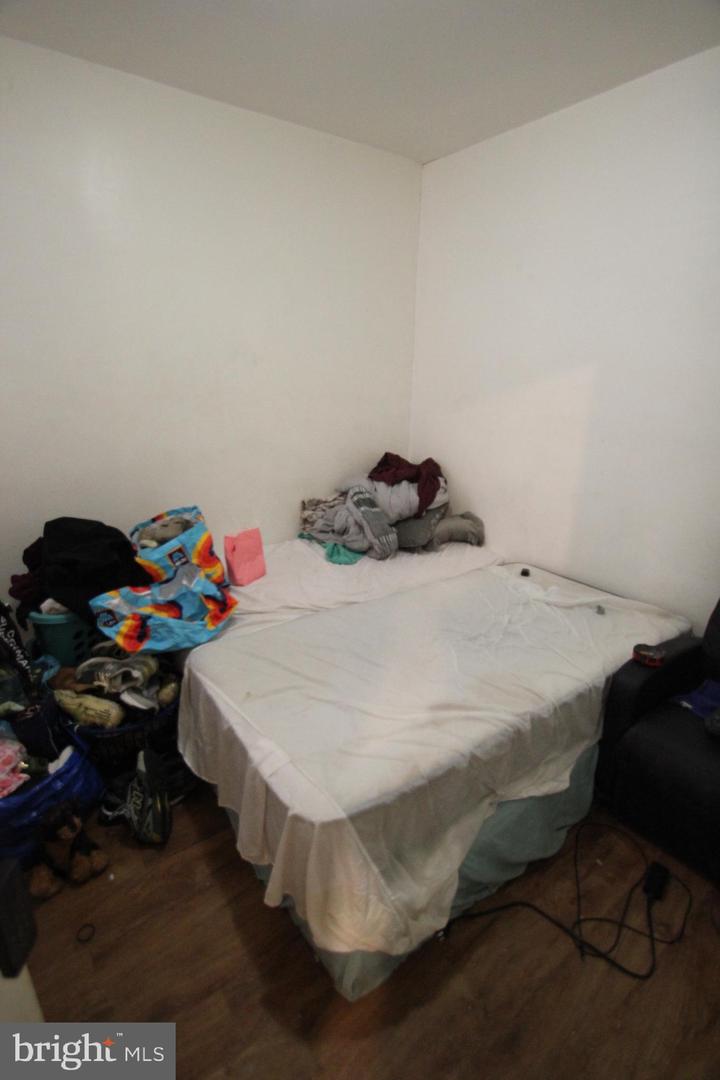 3341 N Gratz St Property Photo 10