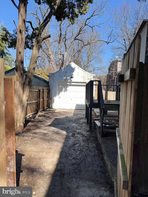 335 Unruh Ave Property Photo 21