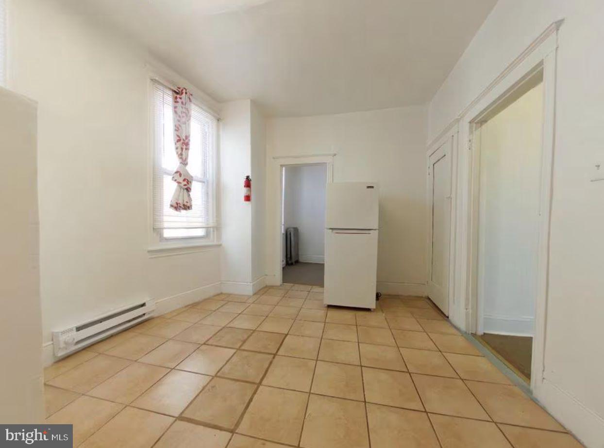 5135 Irving St #2 Property Photo 7