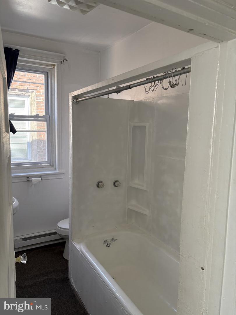 5135 Irving St #2 Property Photo 9