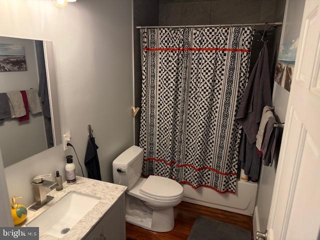 4227 Station St Property Photo 8