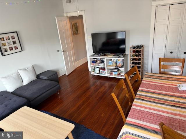 4227 Station St Property Photo 10