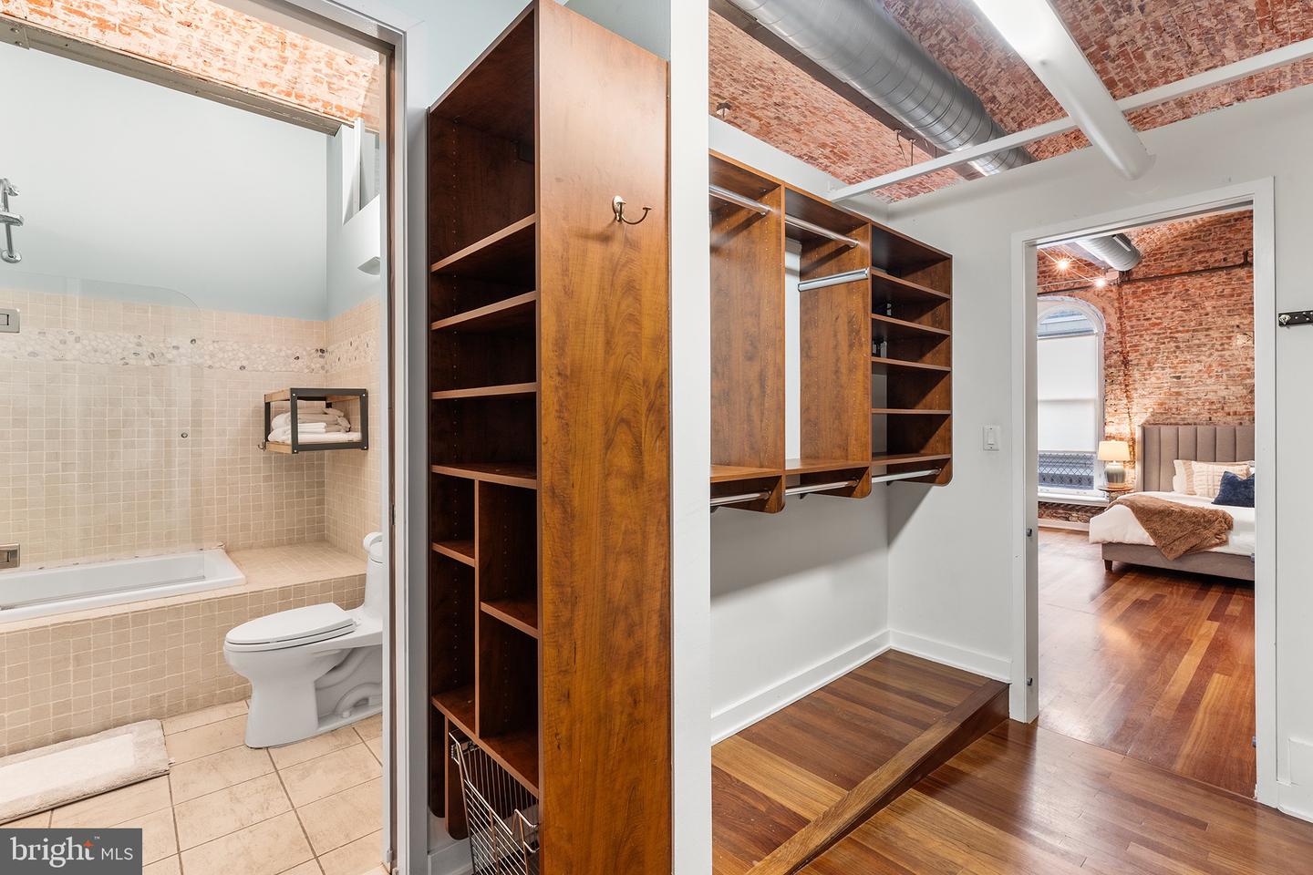 105 S 12th St #401 Property Photo 14