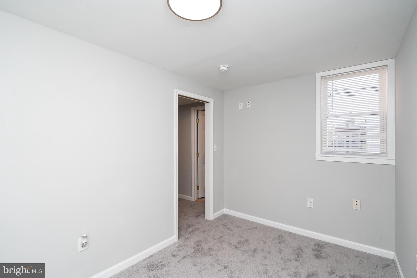 225 Tree St Property Photo 16